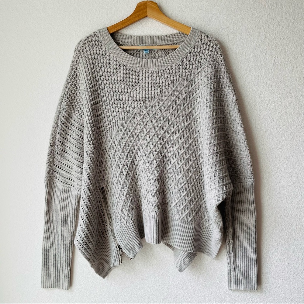 She + Sky Oversized Sweater